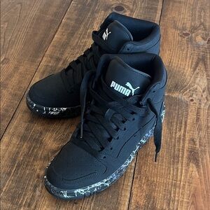 Puma Kids Black High-Top Sneakers with Patterned Sole